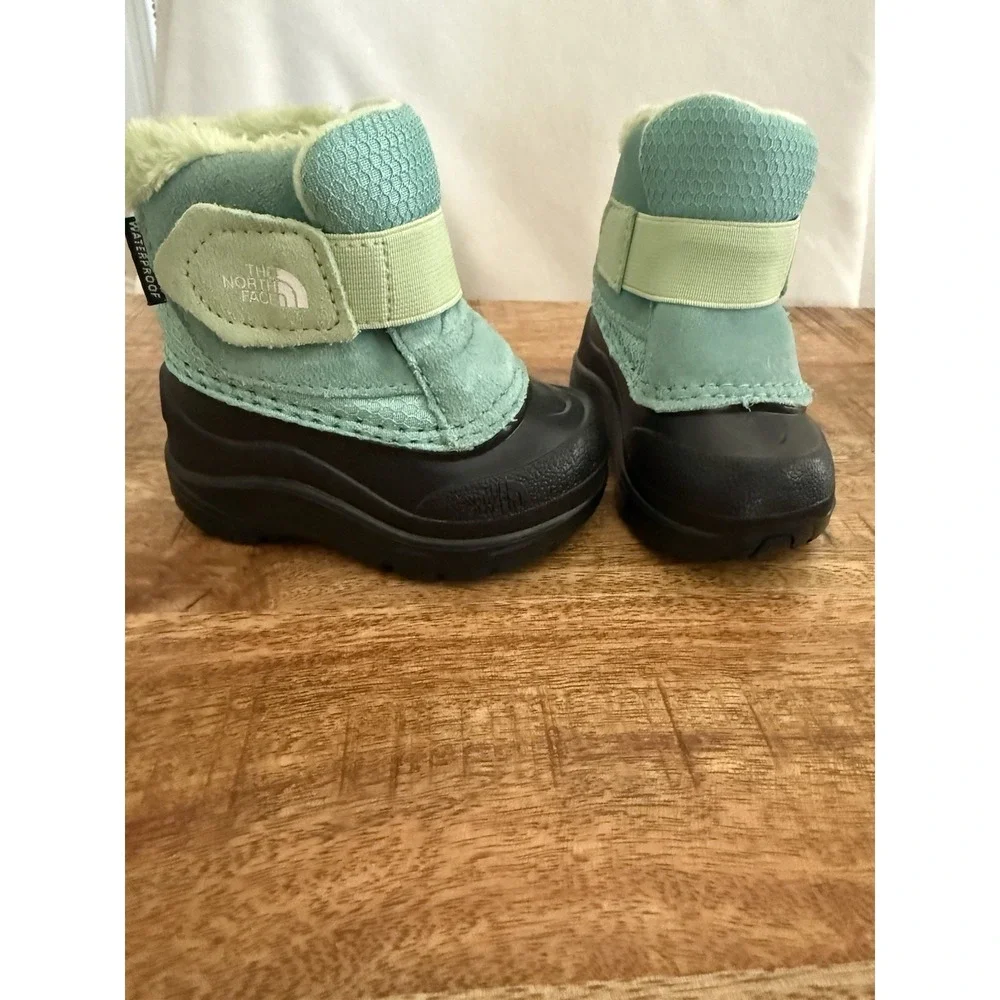 North Face Toddler Alpenglow II Waterproof Snow Boot Pull-On Size 4